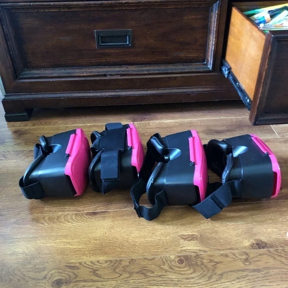 Cellphone VR Goggles
